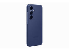 Charger l&#39;image dans la galerie, Coque de téléphone bleu foncé, vue latérale, sur fond blanc. Le logo Samsung est visible.
