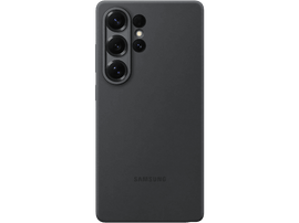 Téléphone noir avec trois caméras. Il est sur un fond noir.