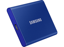 Charger l&#39;image dans la galerie, Un disque dur externe bleu Samsung repose sur une surface blanche. 
