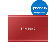 Charger l&#39;image dans la galerie, Un disque dur externe rouge Samsung avec un badge de compatibilité iPhone 15 sur fond noir.
