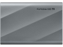 Charger l&#39;image dans la galerie, Un SSD portable gris texturé avec les mots &#39;Portable SSD T9&#39;.
