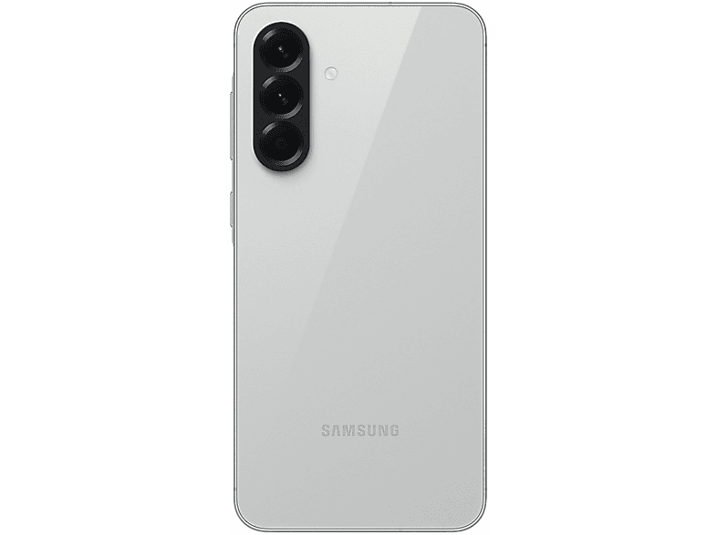 Un smartphone avec un dos gris clair et trois objectifs, isolé sur fond blanc.