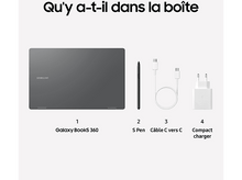 Charger l&#39;image dans la galerie, Ordinateur portable, stylo, chargeur et câble sur fond blanc.
