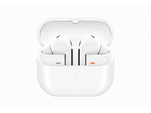 Charger l'image dans la galerie, Écouteurs blancs dans un étui blanc ouvert. Écouteurs avec intérieur noir, accents bleus et orange.
