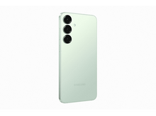 Charger l&#39;image dans la galerie, Un téléphone vert menthe avec trois objectifs d&#39;appareil photo. Il a un logo Samsung et est légèrement incliné.
