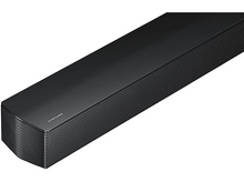 Charger l&#39;image dans la galerie, Barre de son noire avec façade en mesh et le logo Samsung.
