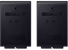 Charger l&#39;image dans la galerie, Deux haut-parleurs noirs, vue arrière, avec étiquettes et symboles d&#39;avertissement.

