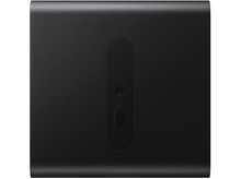 Charger l&#39;image dans la galerie, Une barre de son noire avec des ports à l&#39;arrière. Les ports d&#39;alimentation et de connexion sont visibles.
