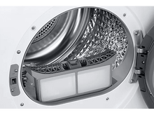 Charger l&#39;image dans la galerie, Porte de sèche-linge blanche ouverte montrant le filtre et l&#39;intérieur, propre et moderne.
