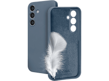 Charger l&#39;image dans la galerie, Une coque de téléphone bleue et un téléphone assorti avec des objectifs de caméra. Plume blanche.
