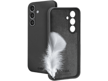 Charger l&#39;image dans la galerie, Deux étuis de téléphone noirs. Un ouvert, avec une plume blanche à l&#39;intérieur. L&#39;autre fermé, avec trois lentilles d&#39;appareil photo.
