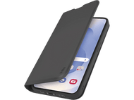 Coque de téléphone noire, ouverte. Le téléphone affiche des applications à l'écran. La coque est gris foncé.