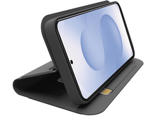 Charger l&#39;image dans la galerie, Téléphone noir dans un étui noir, ouvert. L&#39;écran affiche un design bleu et blanc.
