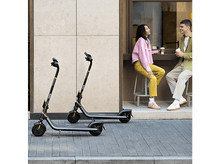 Charger l&#39;image dans la galerie, SEGWAY Ninebot E2 Plus E II - Trottinette électrique
