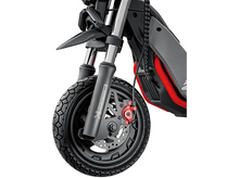 Charger l&#39;image dans la galerie, Gros plan sur la roue d&#39;un e-scooter noir et gris, frein rouge, et nom de la marque.
