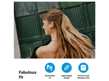 Charger l&#39;image dans la galerie, Femme portant des écouteurs. Texte: Ajustement fabuleux. Caractéristiques: Ajustement respirant.
