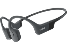 Charger l&#39;image dans la galerie, Casque à conduction osseuse Shokz gris, conçu pour les oreilles.
