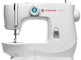 Machine à coudre Singer blanche. Vue de face, avec cadrans et aiguille. Logo Singer rouge.