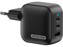 Charger l&#39;image dans la galerie, Un adaptateur secteur noir avec ports USB sur fond noir.
