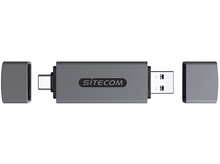 Charger l&#39;image dans la galerie, Une clé USB Sitecom grise avec des capuchons séparés sur fond blanc.
