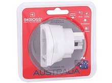 Charger l&#39;image dans la galerie, SKROSS Adaptateur Secteur De Voyage Skross Country EU to UK (1.500230-E)
