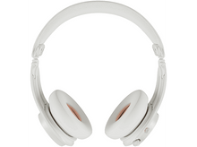 Charger l&#39;image dans la galerie, Couverture du film de Robinson Crusoé avec deux hommes.
