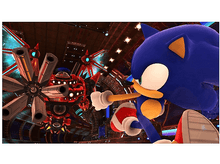 Charger l&#39;image dans la galerie, Sonic face à un robot rouge, d&#39;autres robots en arrière-plan, scène de jeu, lumières vives.
