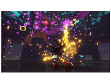 Charger l&#39;image dans la galerie, Shadow the Hedgehog dans une arène, utilisant un pouvoir. Des anneaux flottent dans l&#39;air, avec de l&#39;énergie brillante.
