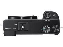 Charger l&#39;image dans la galerie, Un ordinateur portable est ouvert, affichant une interface Windows. Le clavier a un trackpoint rouge.
