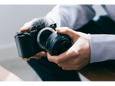 SONY Appareil photo Vlog + 16-50 mm (ZVE10LBDI.EU)