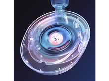 Charger l&#39;image dans la galerie, Haut-parleur de casque transparent avec des couleurs bleues et violettes, fond sombre.
