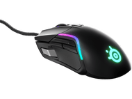 Souris de jeu noire avec lumières RVB. Logo SteelSeries visible sur le côté.