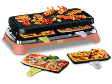 Charger l&#39;image dans la galerie, Gril Tefal avec nourriture. Brochettes, pizzas et légumes sont grillés.
