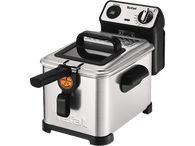 Une friteuse Tefal en acier inoxydable, avec une poignée et un panneau de commande noirs, sur fond blanc.