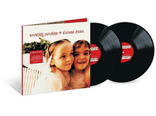 Charger l&#39;image dans la galerie, Pochette de l&#39;album Siamese Dream de The Smashing Pumpkins. Deux filles sur la pochette avec deux disques vinyles noirs.
