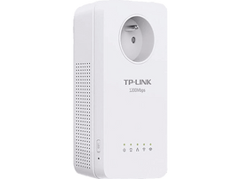 Adaptateur CPL TP-Link blanc avec prise et plusieurs voyants lumineux.