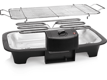 Charger l&#39;image dans la galerie, Un grill électrique avec un élément chauffant et un panneau de contrôle sur une surface noire.
