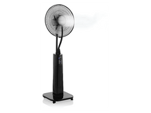 Charger l&#39;image dans la galerie, Ventilateur brumisateur noir sur fond blanc. Le ventilateur est en marche et émet de la brume.
