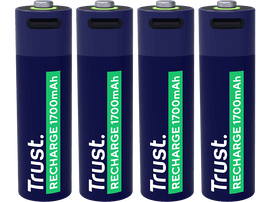 Quatre piles rechargeables Trust bleues de 1700 mAh. Chaque pile porte la marque et la capacité.