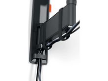 Charger l&#39;image dans la galerie, Gros plan sur des câbles et un appareil noir fixé au mur.
