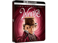 Charger l&#39;image dans la galerie, Couverture du film Wonka : Timothée Chalamet en chapeau haut de forme, fond rouge.
