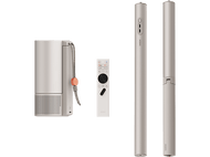 Projecteur blanc, télécommande et deux perches blanches extensibles.