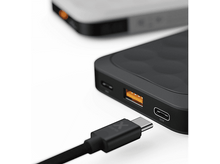 Charger l&#39;image dans la galerie, XTORM Powerbank Fuel Series 10 000 mAh Noir (FS5101)
