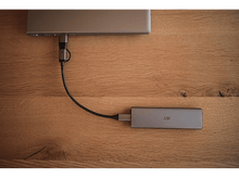 Charger l&#39;image dans la galerie, ISY Boîtier USB-C pour disques SSD M.2 NVMe (ISE-1000-SV)
